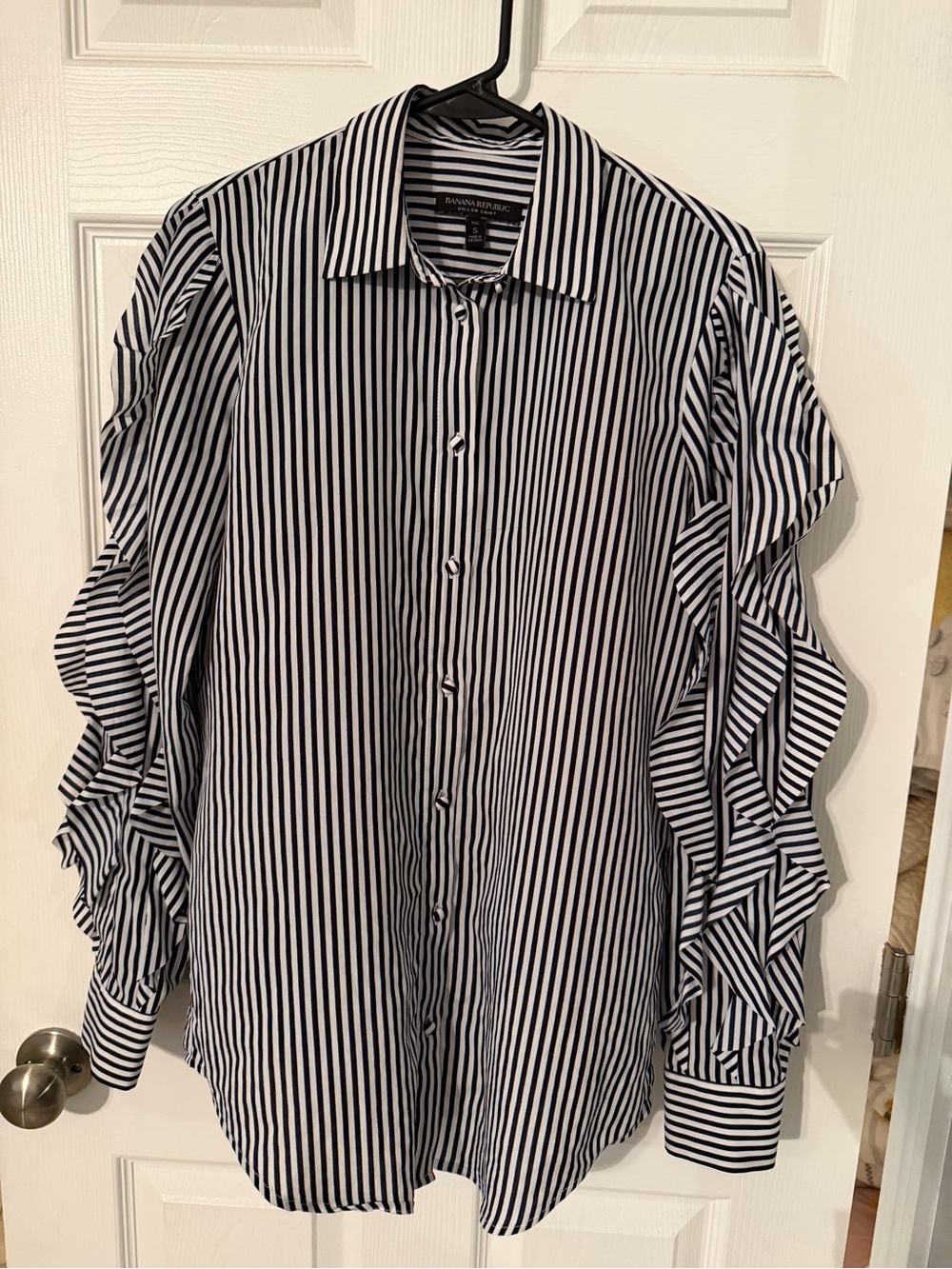Banana Republic Dillon Black & White Vertical Stripe Ruffle Sleeve Button-Down